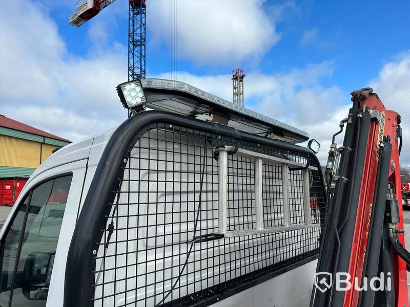 Lättlastbil Volkswagen Crafter 2.0 TDi | Palfingerkran, med långt flak | 9523mil