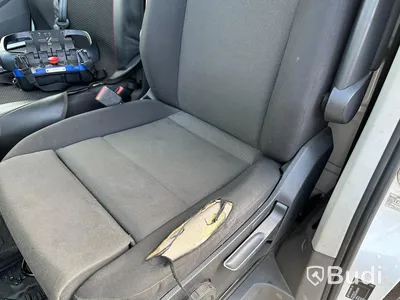 Lättlastbil Volkswagen Crafter 2.0 TDi | Palfingerkran, med långt flak | 9523mil