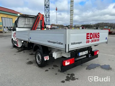 Lättlastbil Volkswagen Crafter 2.0 TDi | Palfingerkran, med långt flak | 9523mil