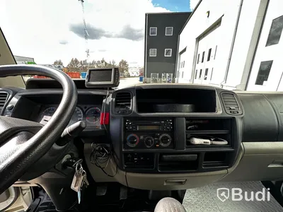 Lätt lastbil Nissan Cabstar, F24.15PF | 2010 | Ydreskåp med bakgavelslyft