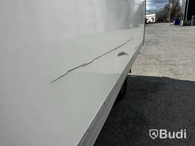 Lätt lastbil Nissan Cabstar, F24.15PF | 2010 | Ydreskåp med bakgavelslyft