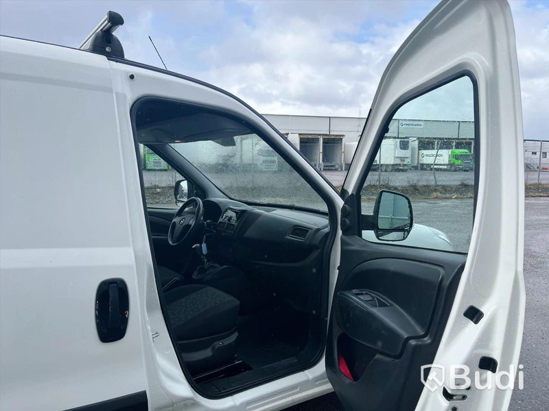 Lätt lastbil Opel Combo Van 1.3 CDTI | Manuell | 95 hk | 2018