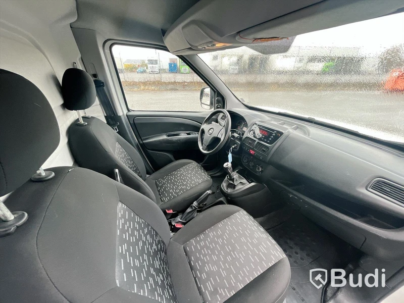 Lätt lastbil Opel Combo Van 1.3 CDTI | Manuell | 95 hk | 2018