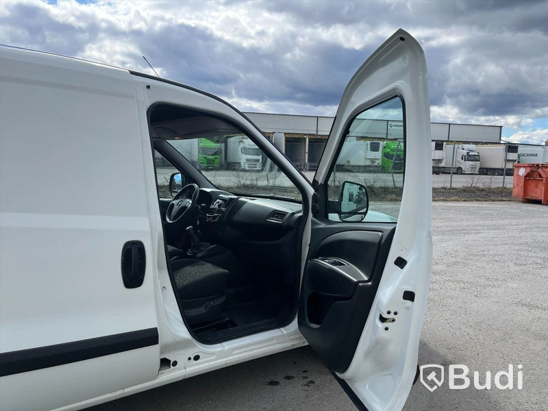 Lätt lastbil Opel Combo Van 1.3 CDTI | Manuell | 95 hk | 2018