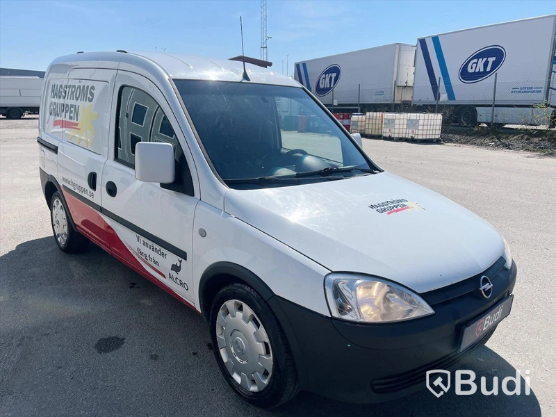 Lätt lastbil Combo Van Tour 1.3 CDTI | Manuell | 75 hk | 2010