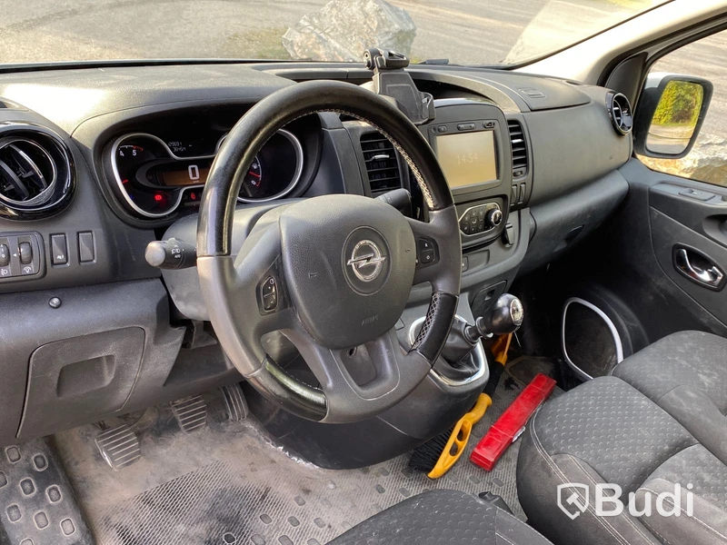 Lätt lastbil Opel Vivaro Skåpbil 2.9t 1.6 CDTI BIturbo Manuell, 125hk, 2017 |  12968mil
