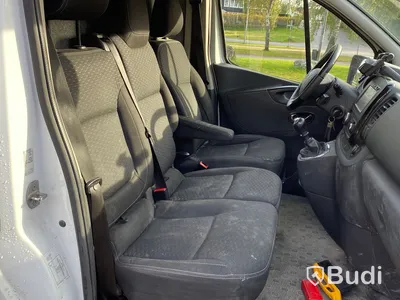 Lätt lastbil Opel Vivaro Skåpbil 2.9t 1.6 CDTI BIturbo Manuell, 125hk, 2017 |  12968mil