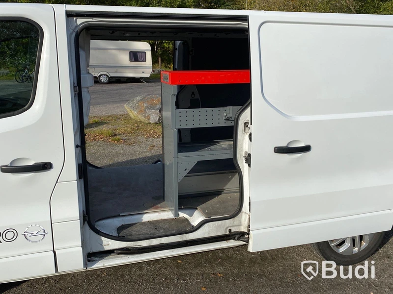 Lätt lastbil Opel Vivaro Skåpbil 2.9t 1.6 CDTI BIturbo Manuell, 125hk, 2017 |  12968mil