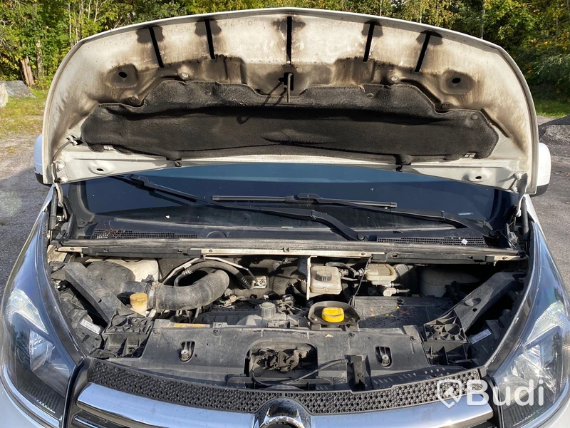 Lätt lastbil Opel Vivaro Skåpbil 2.9t 1.6 CDTI BIturbo Manuell, 125hk, 2017 |  12968mil