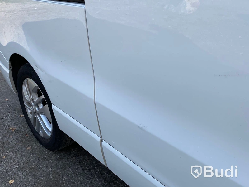 Lätt lastbil Opel Vivaro Skåpbil 2.9t 1.6 CDTI BIturbo Manuell, 125hk, 2017 |  12968mil