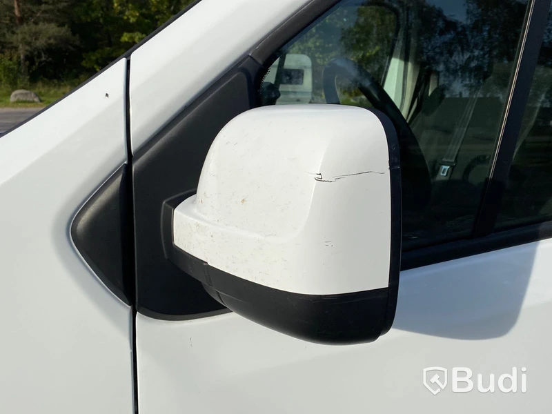 Lätt lastbil Opel Vivaro Skåpbil 2.9t 1.6 CDTI BIturbo Manuell, 125hk, 2017 |  12968mil
