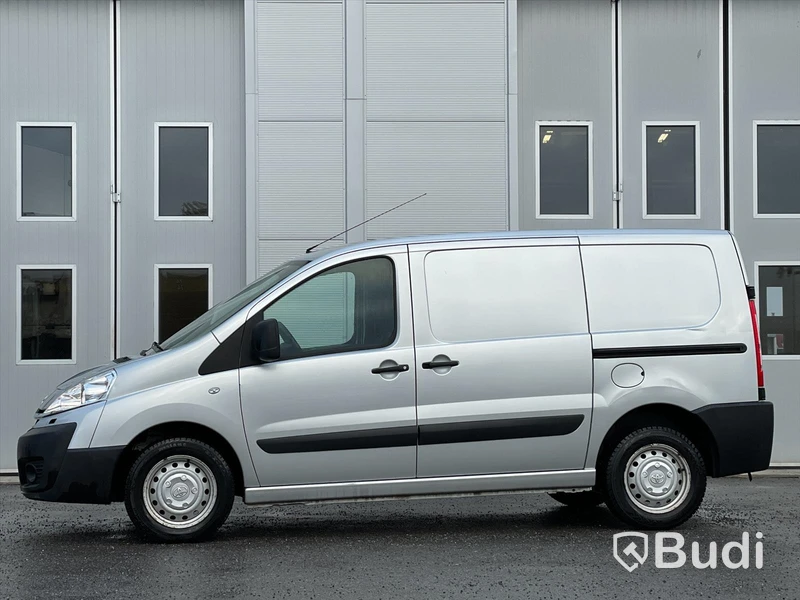 Lättlastbil Toyota Proace Skåpbil 1,6 D-4D  |  Manuell  |  90HK  |  2015