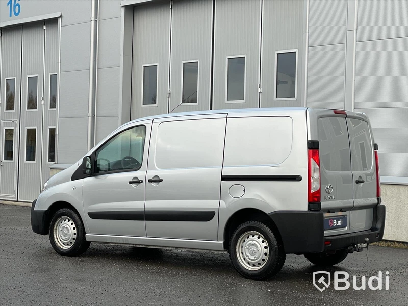 Lättlastbil Toyota Proace Skåpbil 1,6 D-4D  |  Manuell  |  90HK  |  2015