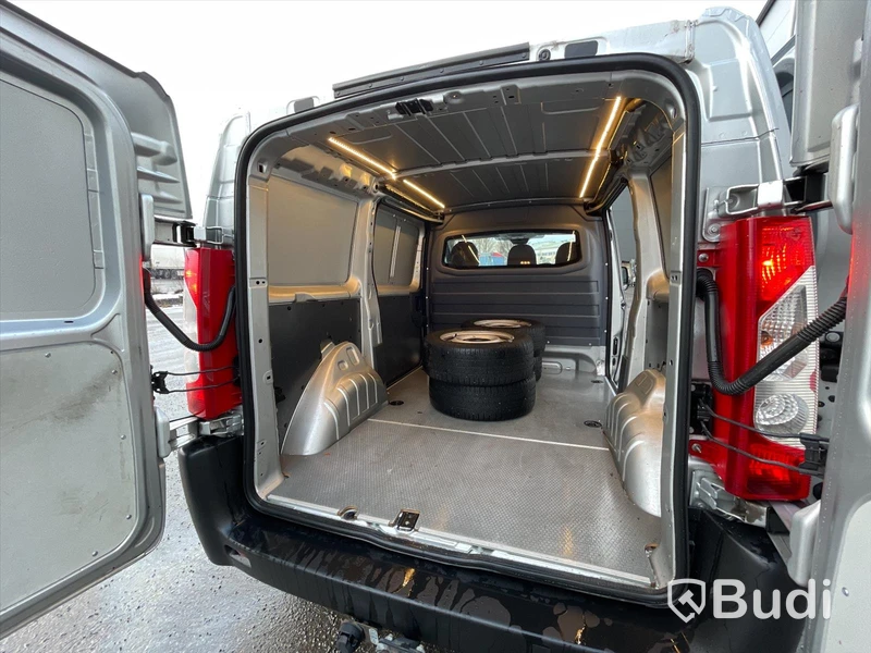 Lättlastbil Toyota Proace Skåpbil 1,6 D-4D  |  Manuell  |  90HK  |  2015