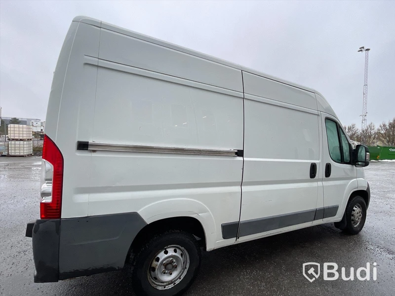 Lättlastbil Peaugeot Boxer Van 335 2,2 HDi | Manuell | 120hk | 2010