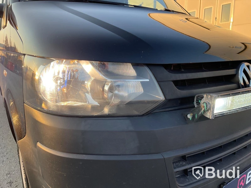 Lättlastbil Volkswagen Transporter T30 2.0 TDI DSG Sequential, 140hp, 2015