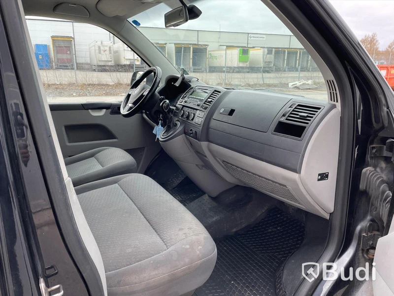 Lättlastbil Volkswagen Transporter T30 2.0 TDI DSG Sequential, 140hp, 2011