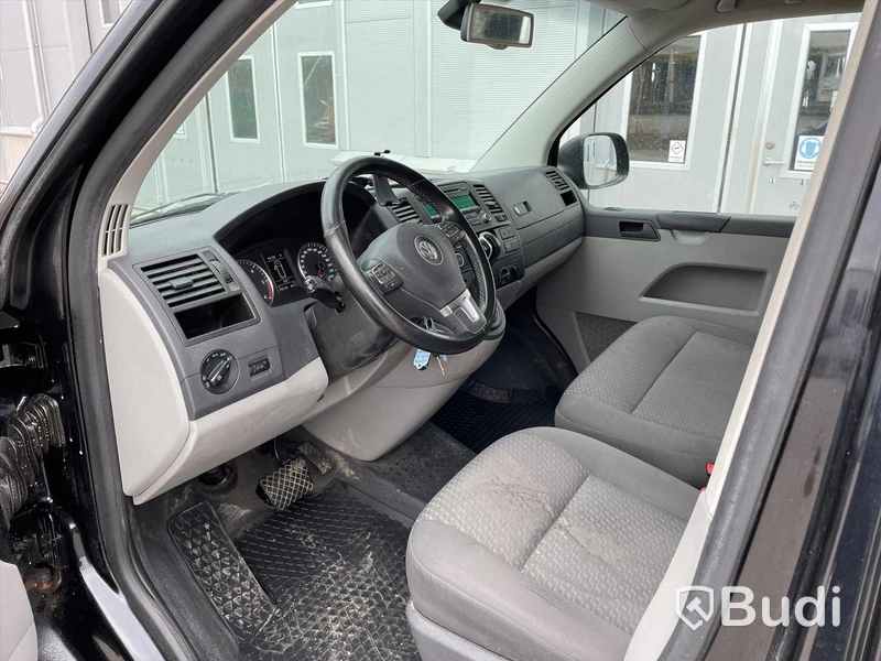 Lättlastbil Volkswagen Transporter T30 2.0 TDI DSG Sequential, 140hp, 2011