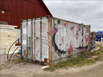 Container 20 fot med innehåll