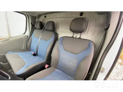 Skåpbil Renault Trafic 2.9t 2.0 dCi | 2011 (defekt motor)