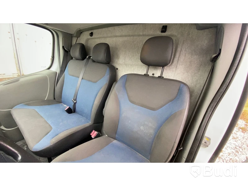 Skåpbil Renault Trafic 2.9t 2.0 dCi | 2011 (defekt motor)