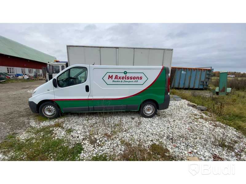 Skåpbil Renault Trafic 2.9t 2.0 dCi | 2011 (defekt motor)