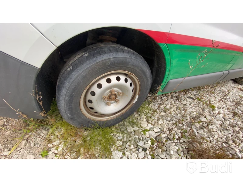 Skåpbil Renault Trafic 2.9t 2.0 dCi | 2011 (defekt motor)