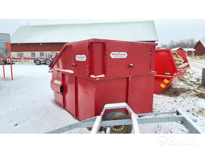Liftdumpercontainer med innehåll (brännbart avfall)