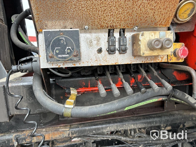 Kranflak Palfinger PK2100 med jibb
