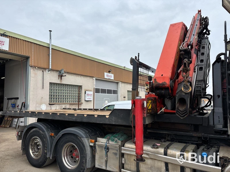 Kranflak Palfinger PK2100 med jibb