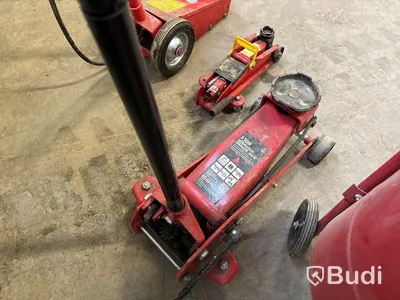 Domkrafter & blästertank