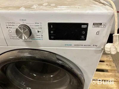 Tvättmaskiner och diskmaskin.
