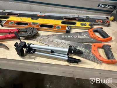 Bordssåg, spårfräs, spikpistol m.m.
