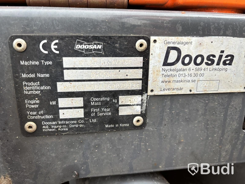 Hjulgrävare Doosan DX55W -2015 med tiltrotator, skopor & tjälkrok.
