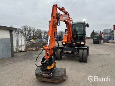Hjulgrävare Doosan DX55W -2015 med tiltrotator, skopor & tjälkrok.