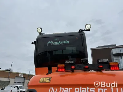 Hjulgrävare Doosan DX55W -2015 med tiltrotator, skopor & tjälkrok.