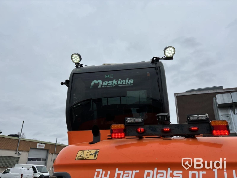 Hjulgrävare Doosan DX55W -2015 med tiltrotator, skopor & tjälkrok.