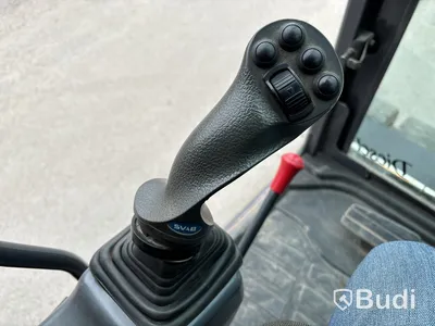 Hjulgrävare Doosan DX55W -2015 med tiltrotator, skopor & tjälkrok.