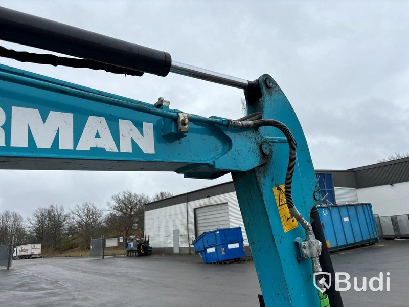 Grävmaskin Airman AX26U -2022