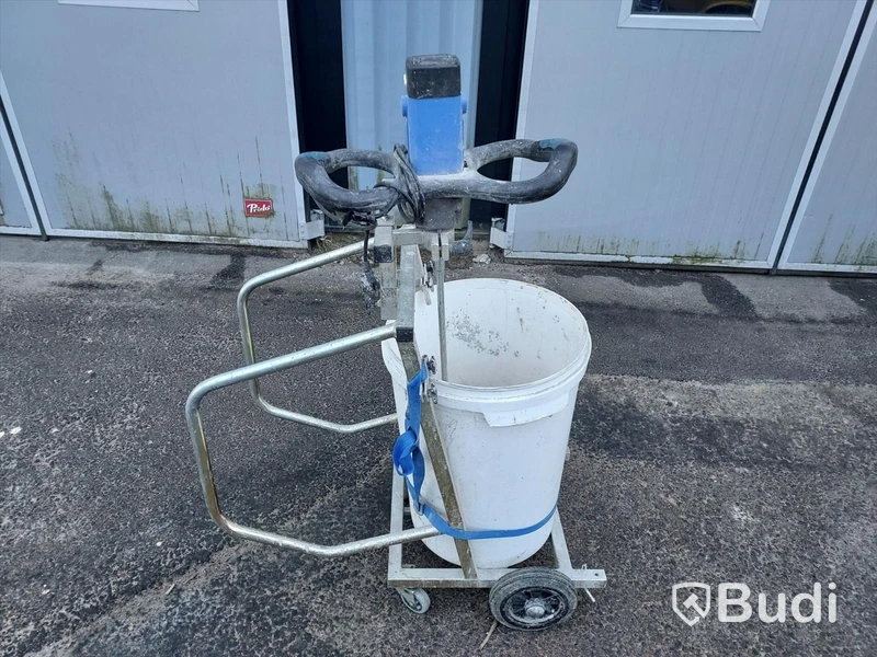 Bruk/cement blandare på vagn