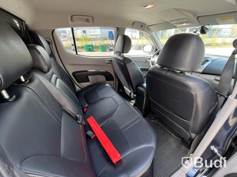 Personbil MITSUBISHI L200 2.5 Di-D 178hk -2012