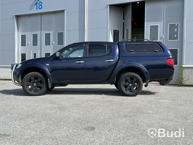 Personbil MITSUBISHI L200 2.5 Di-D 178hk -2012