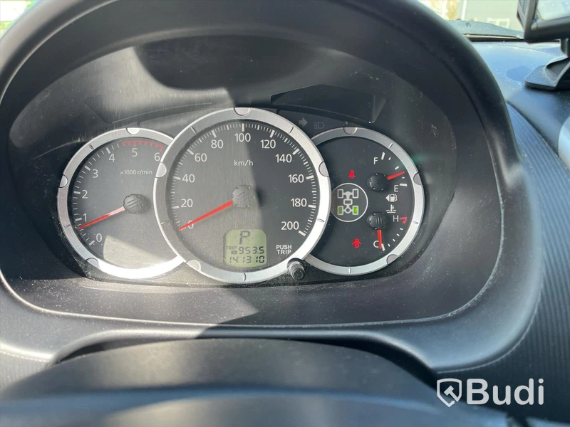 Personbil MITSUBISHI L200 2.5 Di-D 178hk -2012