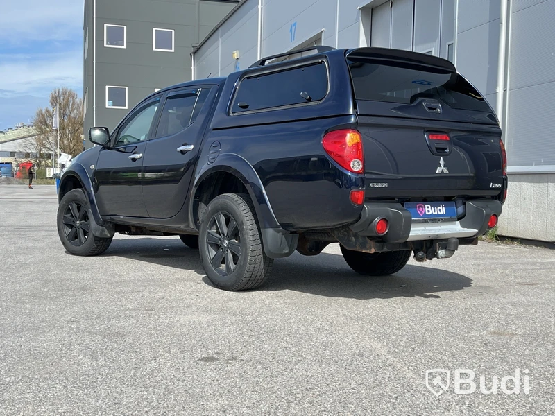 Personbil MITSUBISHI L200 2.5 Di-D 178hk -2012