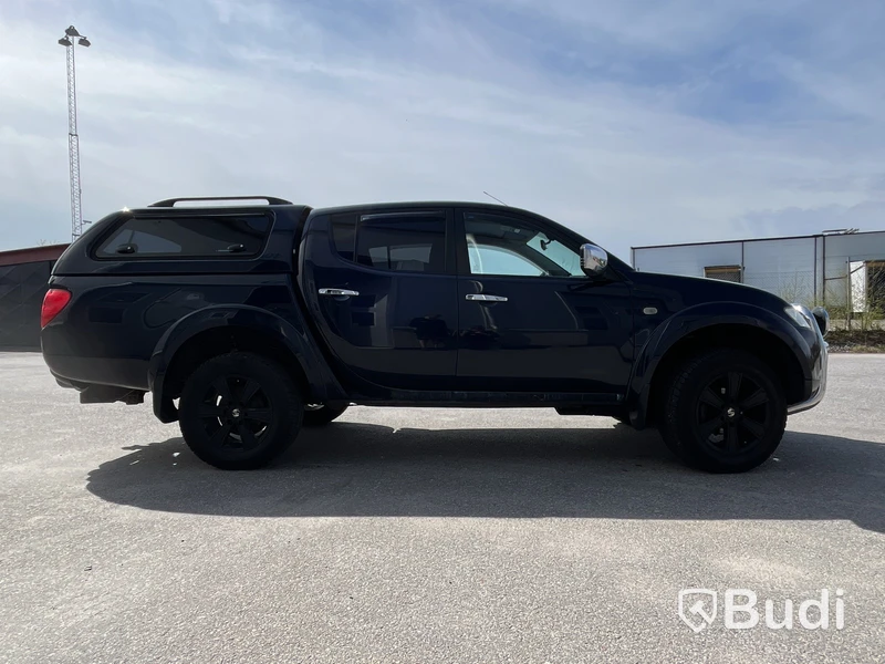 Personbil MITSUBISHI L200 2.5 Di-D 178hk -2012