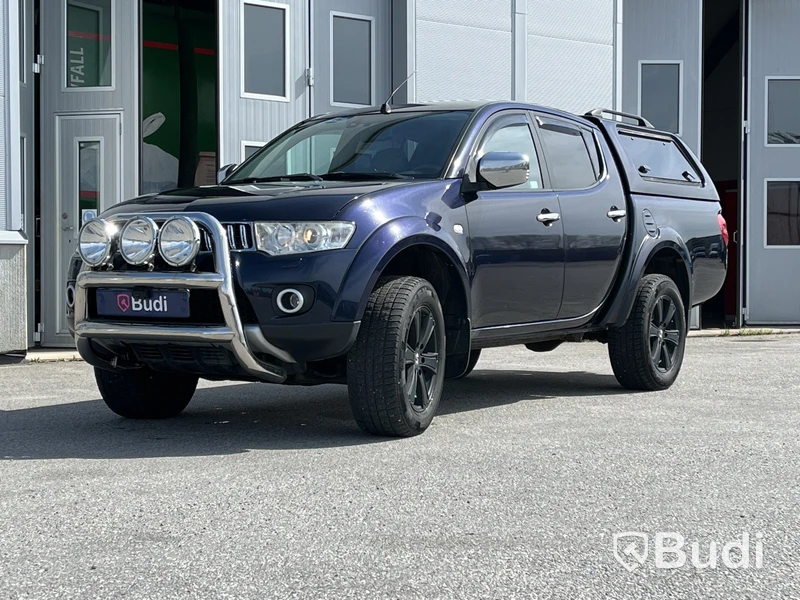 Personbil MITSUBISHI L200 2.5 Di-D 178hk -2012