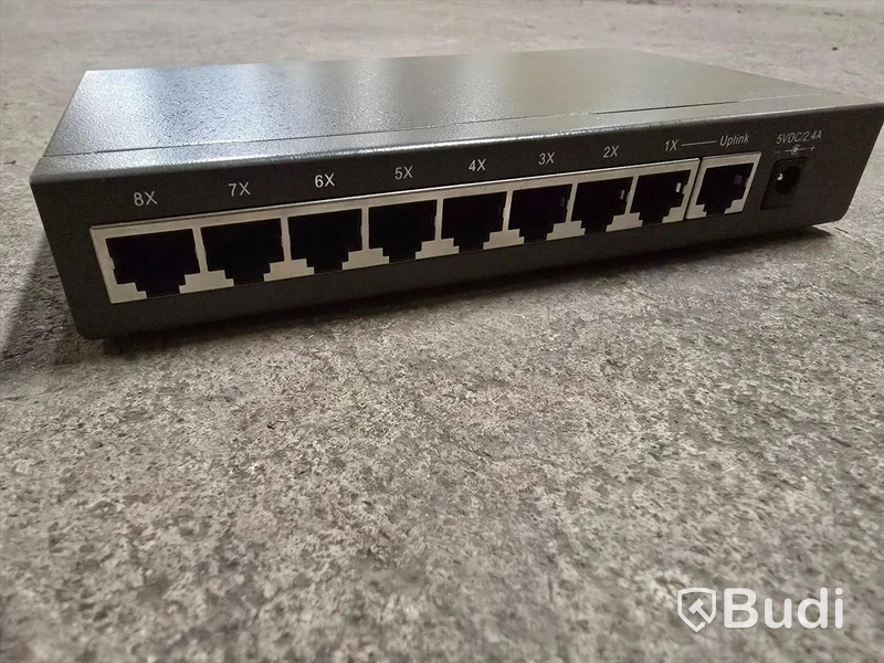 Låda med div elektronik & IT-utrustning