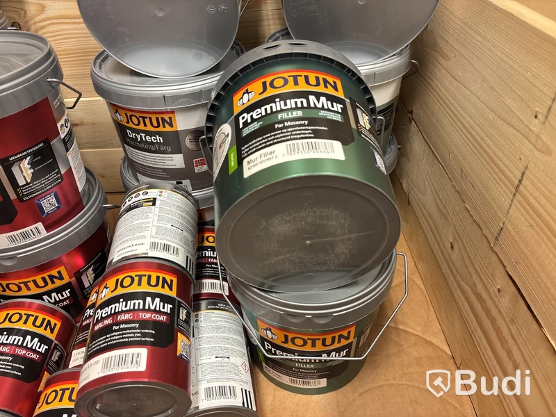 Parti med diverse för ytbehandling av betong Jotun olika sorter, kulörer och basbrytning