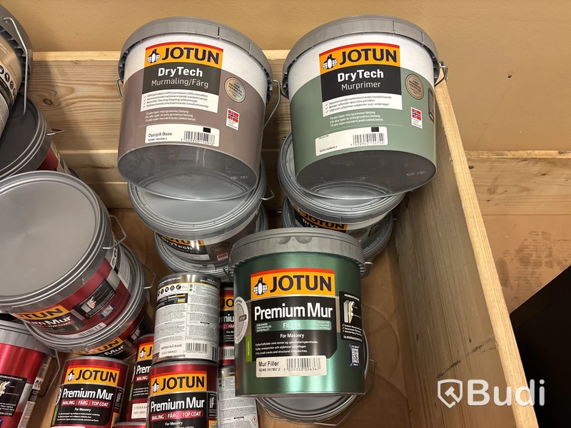Parti med diverse för ytbehandling av betong Jotun olika sorter, kulörer och basbrytning