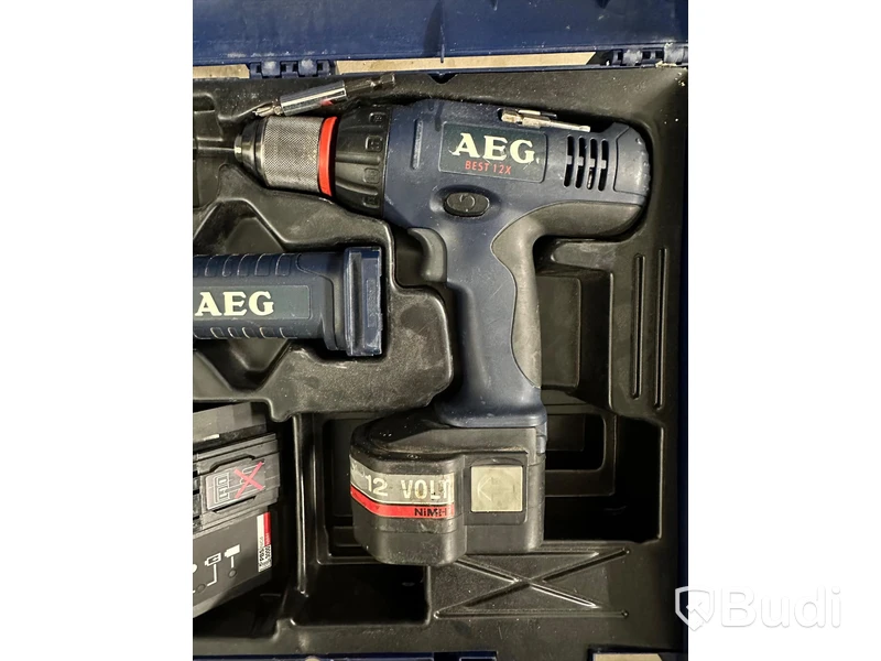 Skruvdragare, ficklampa och laddare AEG Best 12 X